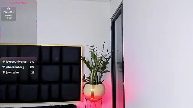 Emma collins01 online show from March 2026 08:19:01 AM