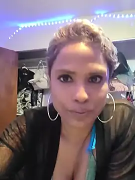 Snapshot of JasmineSkky chatting on June 2026 08:37:02 PM JasmineSkky online show from June 2026 08:37:02 PM
