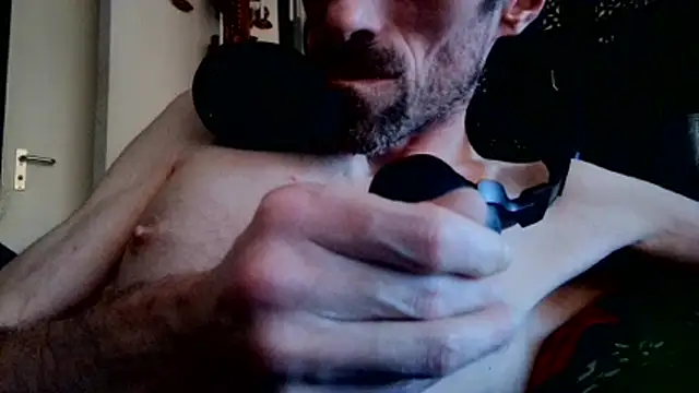 Snapshot of BlnAktivGay chatting on February 2026 10:26:02 AM BlnAktivGay online show from February 2026 10:26:02 AM