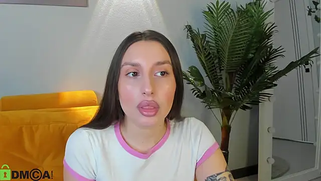 Celine Coello online show from February 2026 04:07:01 AM