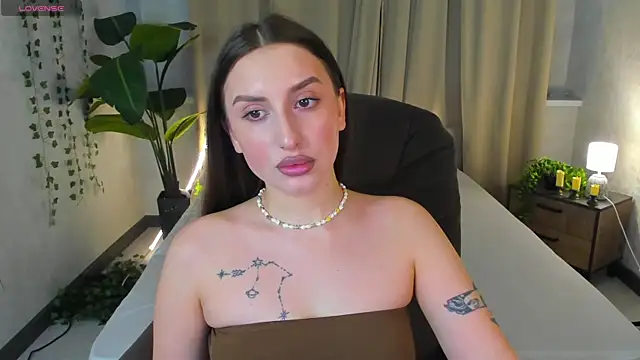 Celine Coello online show from March 2026 10:59:02 AM