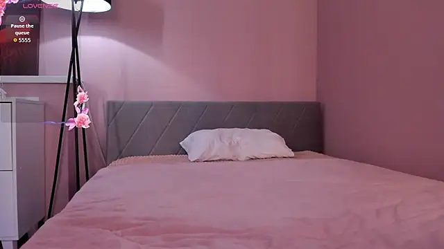 Celine Coello online show from June 2026 01:28:02 AM