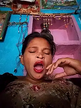 Snapshot of Jyoti_rathor chatting on June 2026 01:11:02 AM Jyoti rathor online show from June 2026 01:11:02 AM