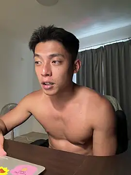 Snapshot of Yooo17 chatting on March 2026 07:03:02 AM Yooo17 online show from March 2026 07:03:02 AM