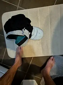 vali23 online show from January 2026 08:18:01 AM