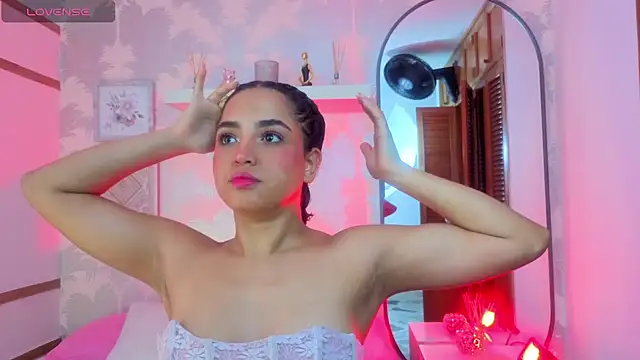 Emma Thompssonn online show from April 2026 11:47:01 AM