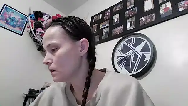 tinytea2026 online show from January 2026 04:22:02 PM