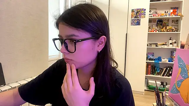 Snapshot of SaintMari chatting on May 2026 02:11:01 PM SaintMari online show from May 2026 02:11:01 PM