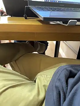 Novinho Pauzudo 18cm online show from February 2026 01:15:02 PM