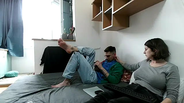 Crista-Elio online show from April 2026 02:44:02 PM