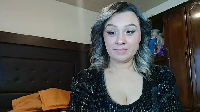 aitanalove  online show from May 2026 10:15:02 PM