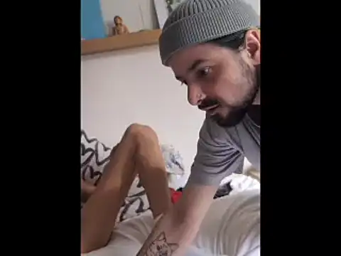 Snapshot of RojerKach chatting on June 2026 02:03:02 PM RojerKach online show from June 2026 02:03:02 PM