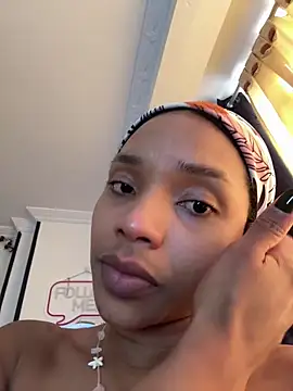 Snapshot of Ebony_love07 chatting on April 2026 08:33:02 PM Ebony love07 online show from April 2026 08:33:02 PM