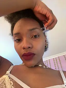 Snapshot of Ebony_love07 chatting on May 2026 09:09:02 PM Ebony love07 online show from May 2026 09:09:02 PM