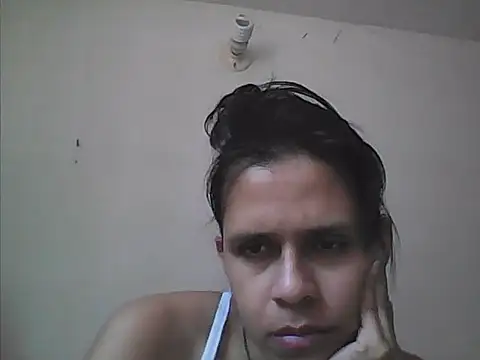 mitzukywinteer online show from February 2026 05:17:02 PM