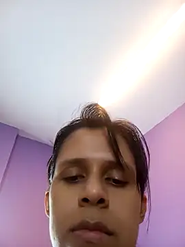 mitzukywinteer online show from February 2026 08:10:01 PM