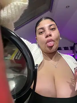 MinaKhalina online show from February 2026 07:06:02 PM