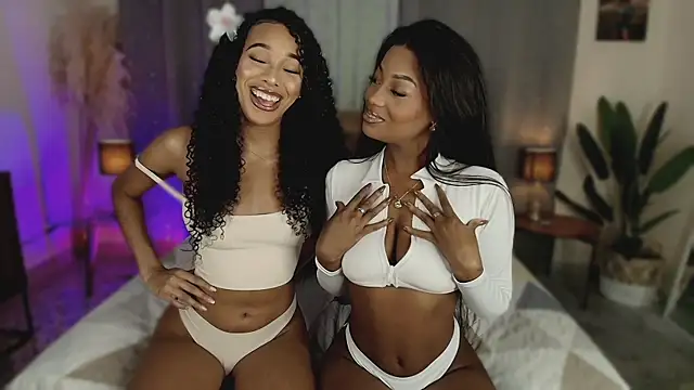 KaryMooon online show from February 2026 08:45:01 PM