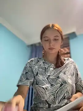 Carithooo online show from February 2026 10:44:01 PM