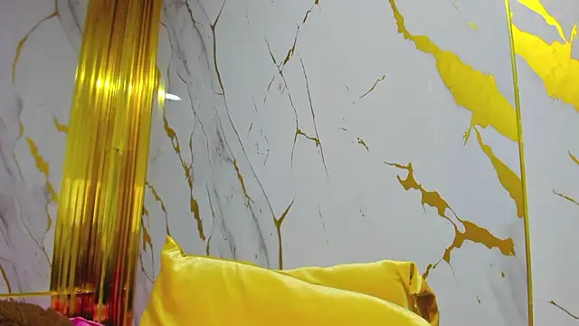 zaira skinny online show from February 2026 03:02:01 AM