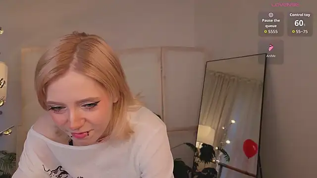 MoonlightAsuna online show from February 2026 01:52:02 PM