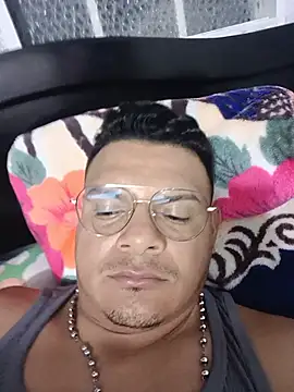 Snapshot of Morenoblasquez chatting on June 2026 02:36:02 AM Morenoblasquez online show from June 2026 02:36:02 AM