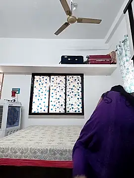 Hot-Tinaa online show from April 2026 03:17:02 AM