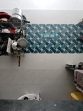 Hot-Tinaa online show from April 2026 02:03:02 AM