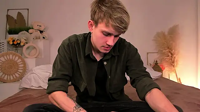 Volan Starts online show from February 2026 12:06:02 PM