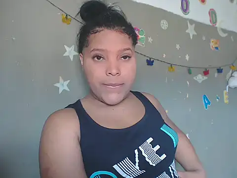 Snapshot of ShanayapkopRs chatting on May 2026 06:48:02 PM ShanayapkopRs online show from May 2026 06:48:02 PM