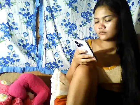 Snapshot of PinaySkinnyJust18 chatting on July 2026 10:05:01 PM PinaySkinnyJust18 online show from July 2026 10:05:01 PM