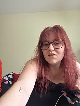 Snapshot of Ashlovescannabis chatting on June 2026 04:24:02 PM Ashlovescannabis online show from June 2026 04:24:02 PM