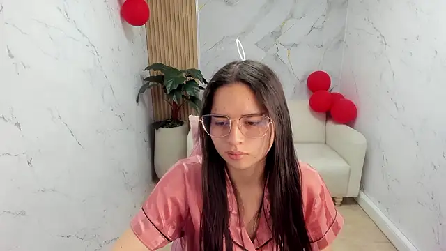 Qetsyah tf online show from February 2026 12:58:02 PM