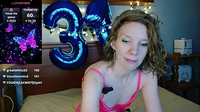 Daisy Lovely online show from February 2026 04:33:02 AM