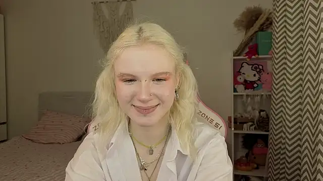 Mia WaterFall online show from March 2026 03:23:01 AM