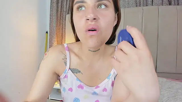 valery gv online show from February 2026 12:01:02 PM