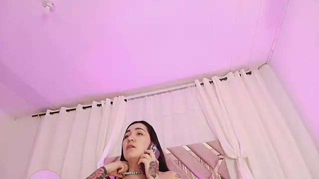 KathiaJenner online show from April 2026 06:10:01 PM