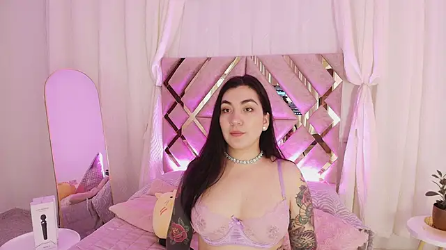 KathiaJenner online show from April 2026 11:45:02 AM