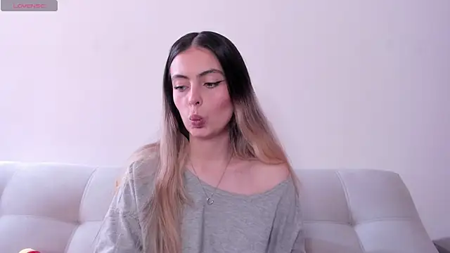 Fernanda aaaa online show from June 2026 02:43:01 PM