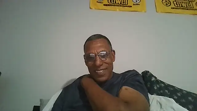 Snapshot of swimmer2496 chatting on May 2026 01:44:01 AM swimmer2496 online show from May 2026 01:44:01 AM