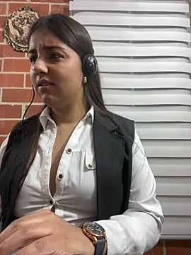 A-uroora online show from February 2026 07:48:01 AM