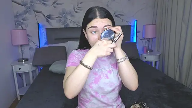 Snapshot of Silena_sky chatting on May 2026 06:40:02 AM Silena sky online show from May 2026 06:40:02 AM