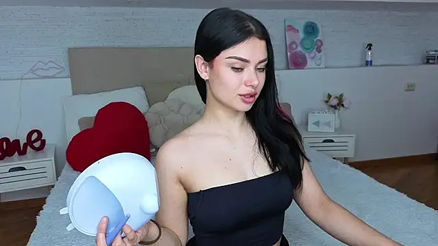 Snapshot of Silena_sky chatting on May 2026 06:32:02 AM Silena sky online show from May 2026 06:32:02 AM