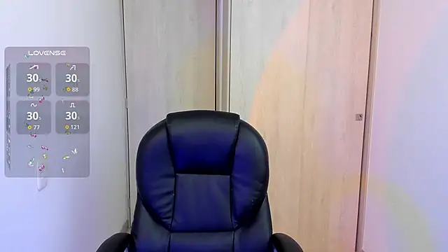 Hurremcan  online show from April 2026 03:04:02 PM