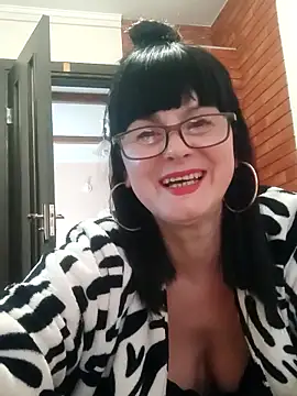 AliceSwan57 online show from April 2026 03:38:01 PM