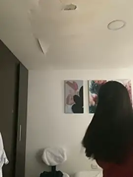 JuliaaVega online show from March 2026 01:27:01 PM