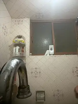 Jleonardolr online show from March 2026 12:42:02 PM