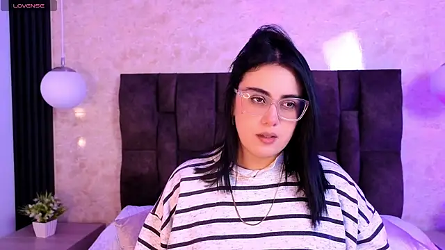 vicky grey online show from July 2026 03:43:01 PM