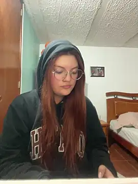 Vixroy7 online show from March 2026 12:05:01 AM