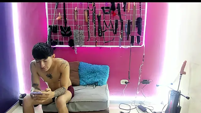 Slave Melany bdsm online show from April 2026 12:34:02 PM